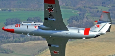 FLYING AT #BIAS2019: Aero L-29 Delfin din Slovacia